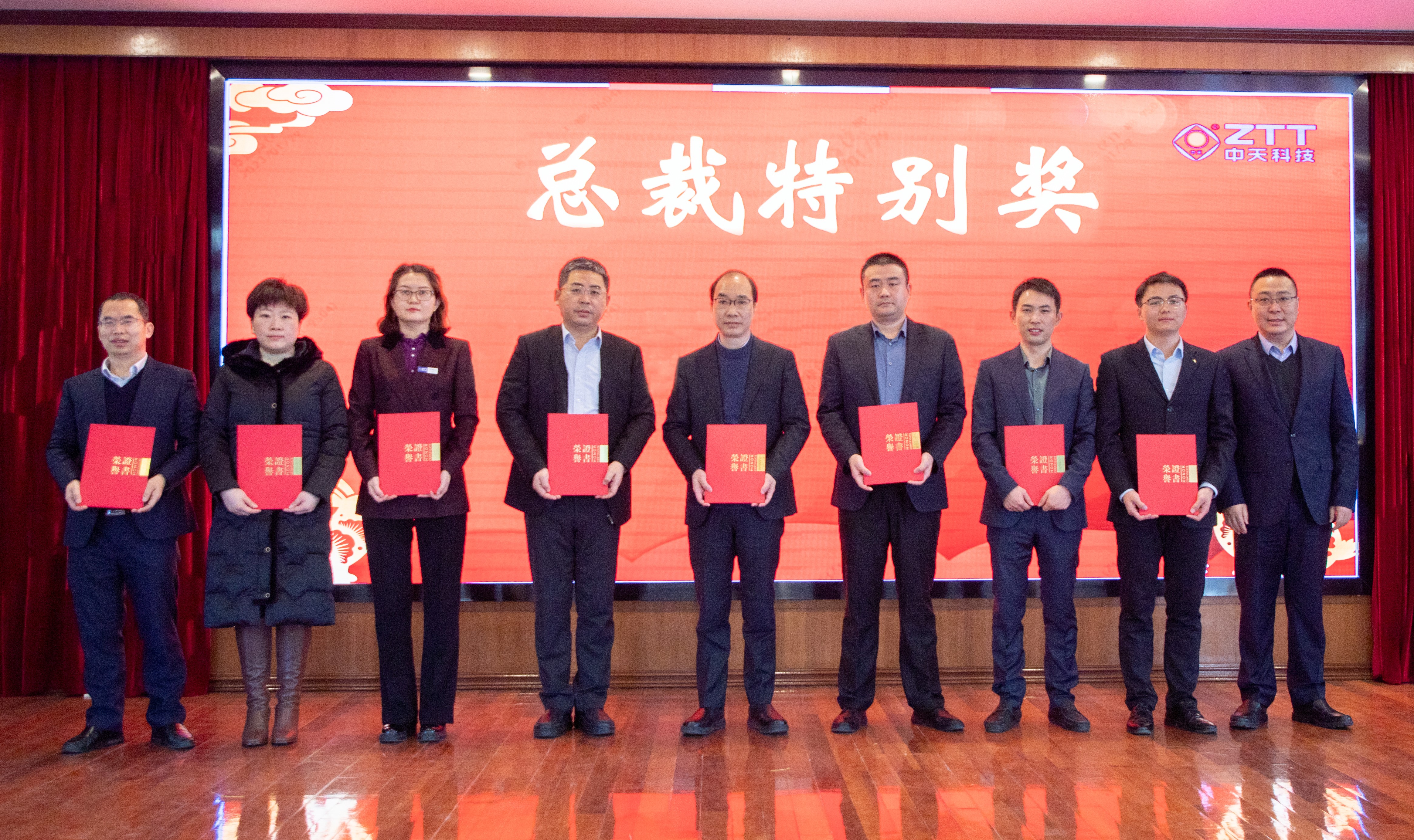 �й���������