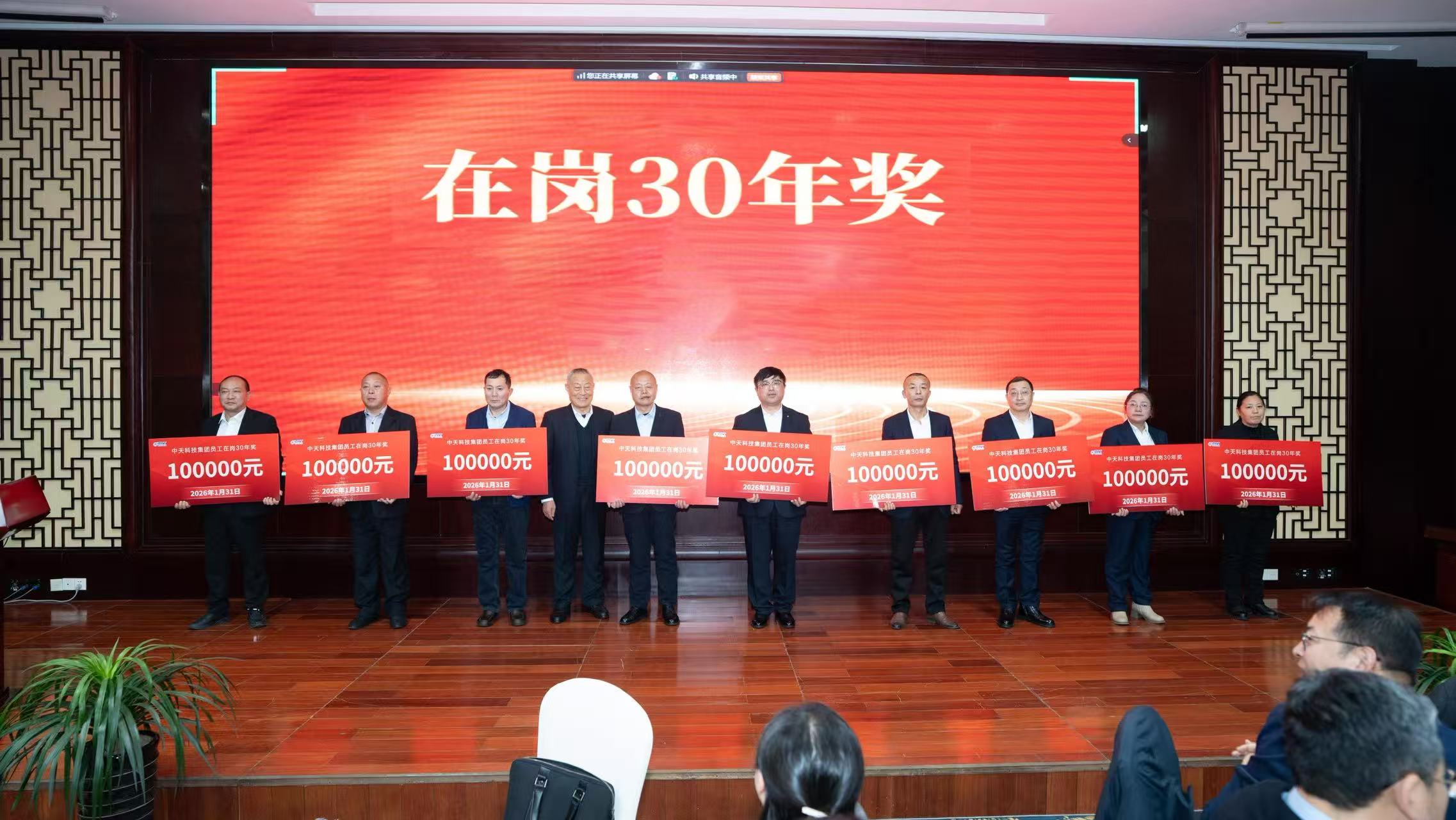 �й���������